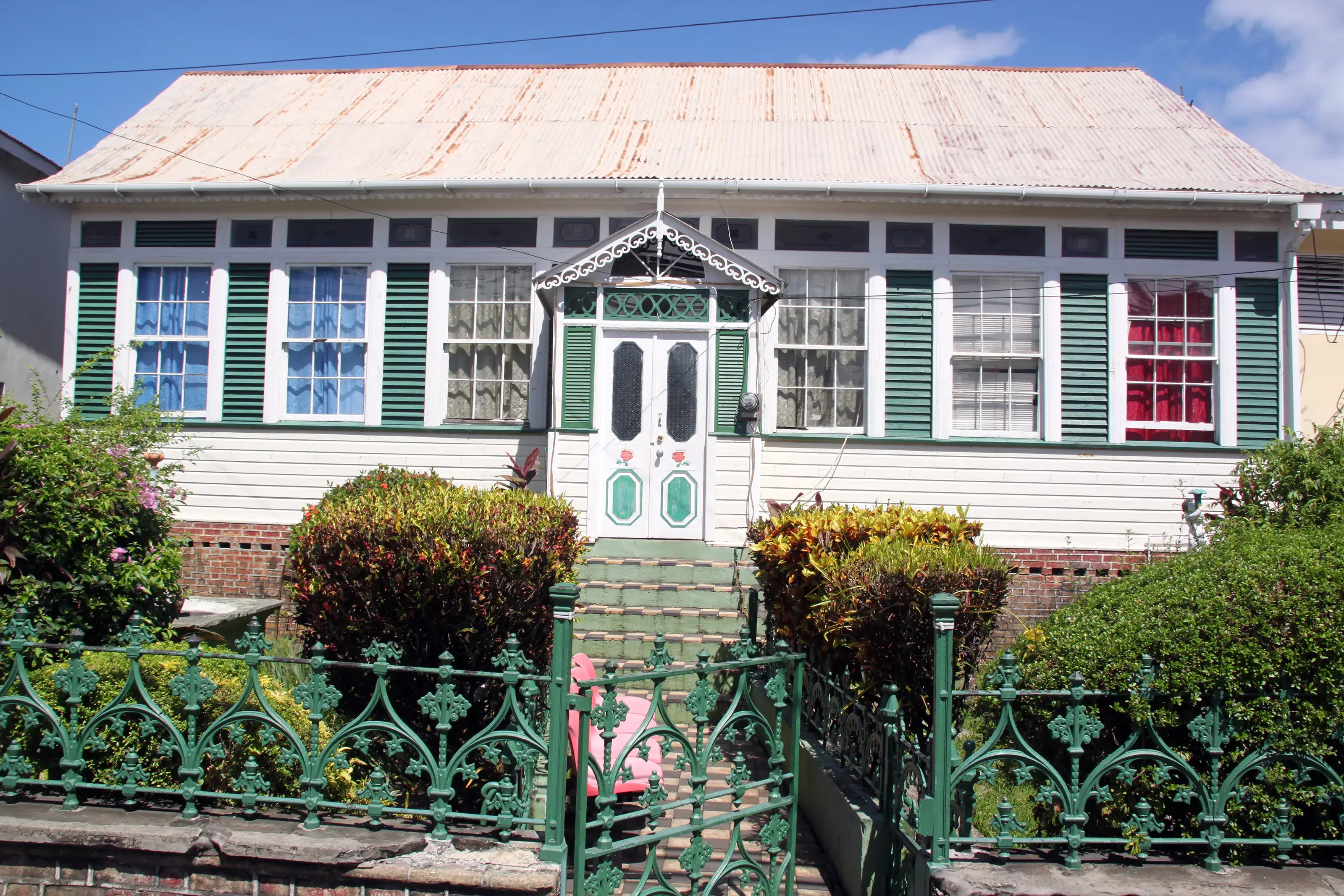 Grenada Old English Home